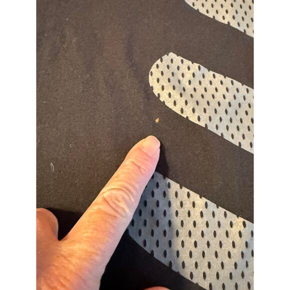 Tapout Men’s XXL Black Layered Long Sleeve Graphic MMA Tee Streetwear Y2K Skater - Picture 6 of 7